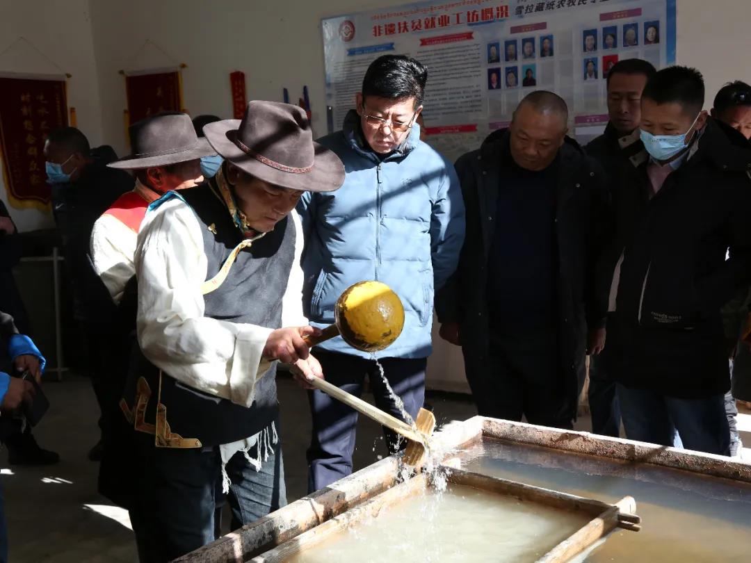 第八批北京“组团式”援藏医疗队赴尼木县续迈乡开展健康义诊活动